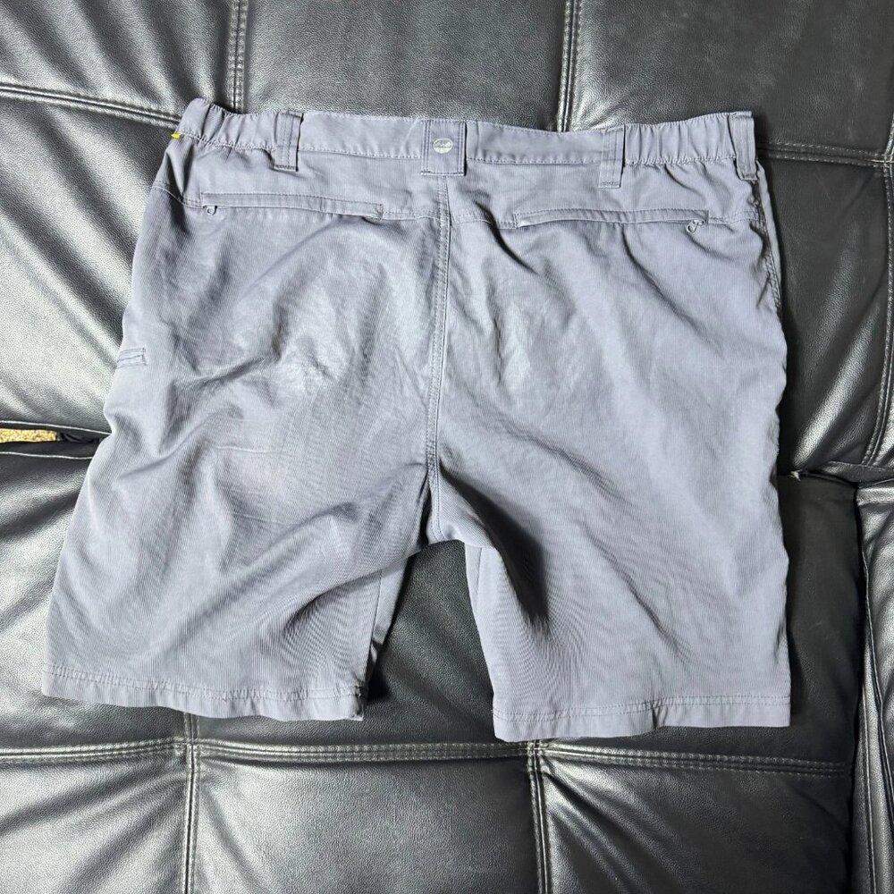 Wrangler Men's Utility‎ Cargo Shorts Gray Outdoor Performance Flat Front Size 44